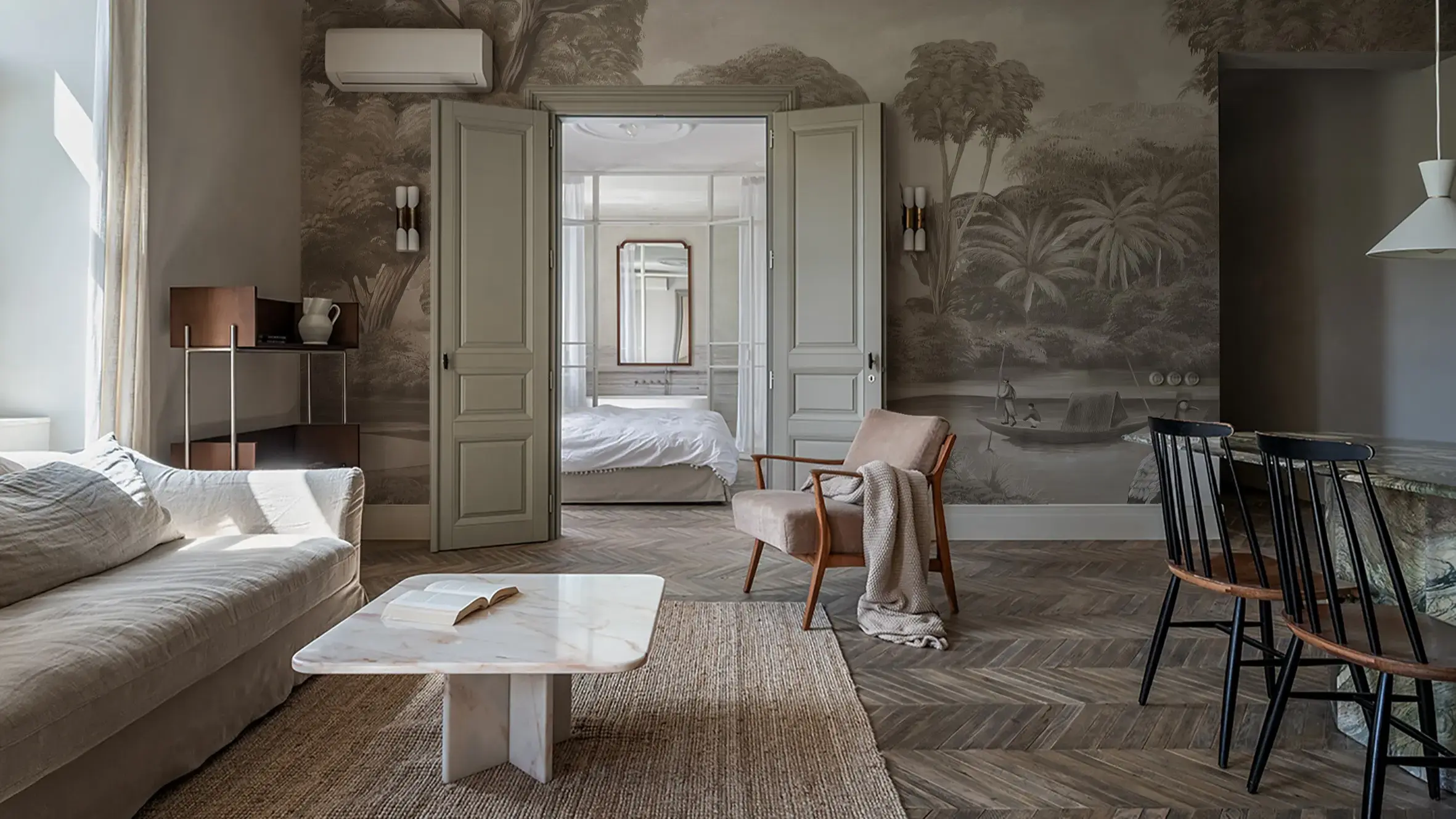 Portada de colección Voyage